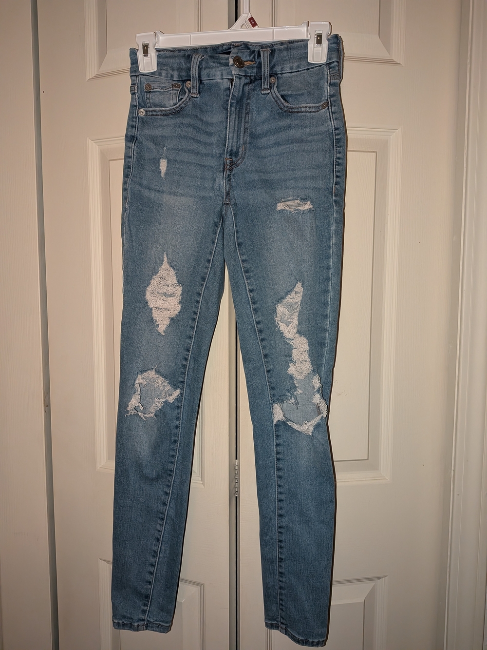 Aeropostale Light Blue Ripped Skinny Jeans